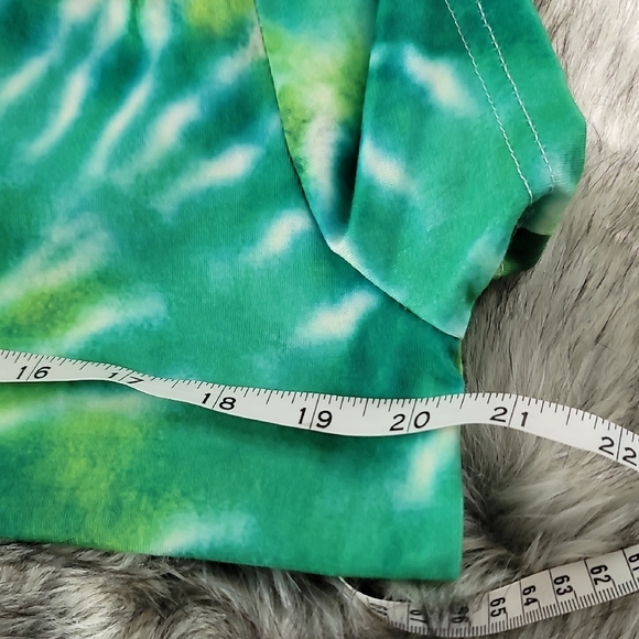 Vibrant Green Tie-Dye Shirt - Picture 12 of 12